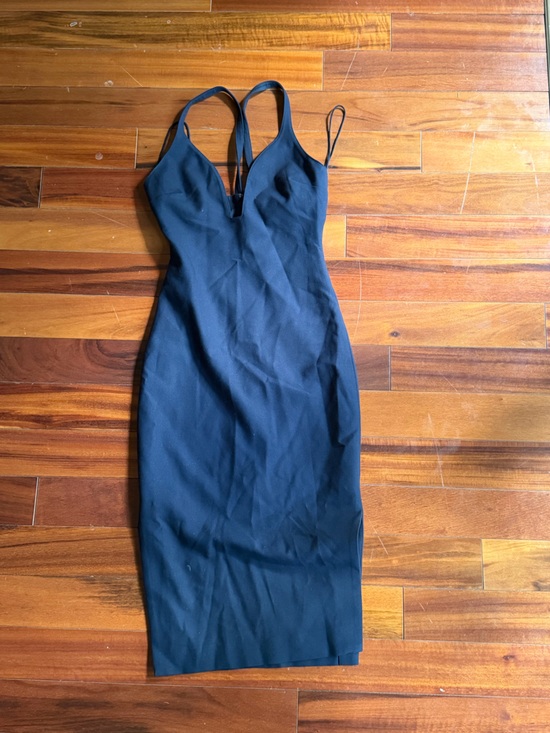 cinq a sept Dresses & Skirts - cinq a sept navy Fitted Midi Dress